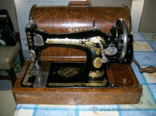 Singer Sewing Machine